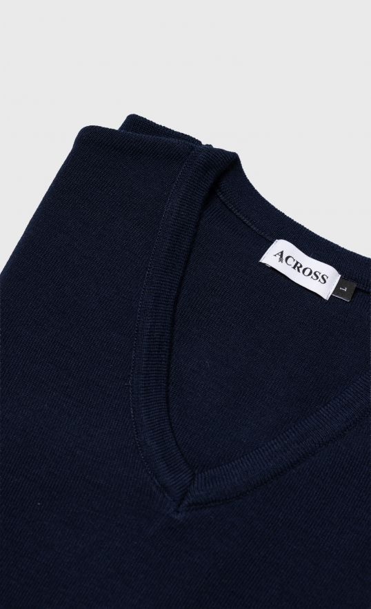 Pull col V en laine mérinos 2 fils bleu marine